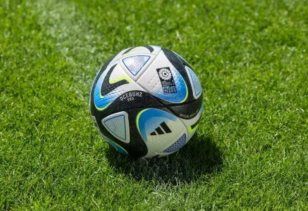 عکس| رونمایی از توپ جام جهانی فوتبال زنان/ طرح خاص آدیداس