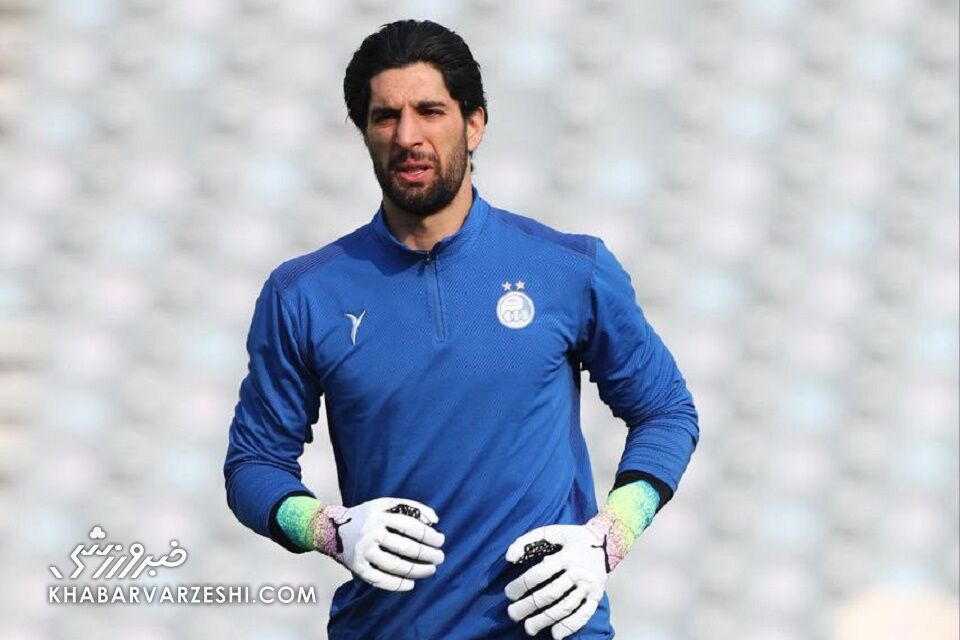 پیشنهاد دارم ولی برای استقلال واقعاً زشت است/ در کشور ثروتمندمان چند میلیارد پول بازیکن در آن رقم زیادی حساب نمیشود