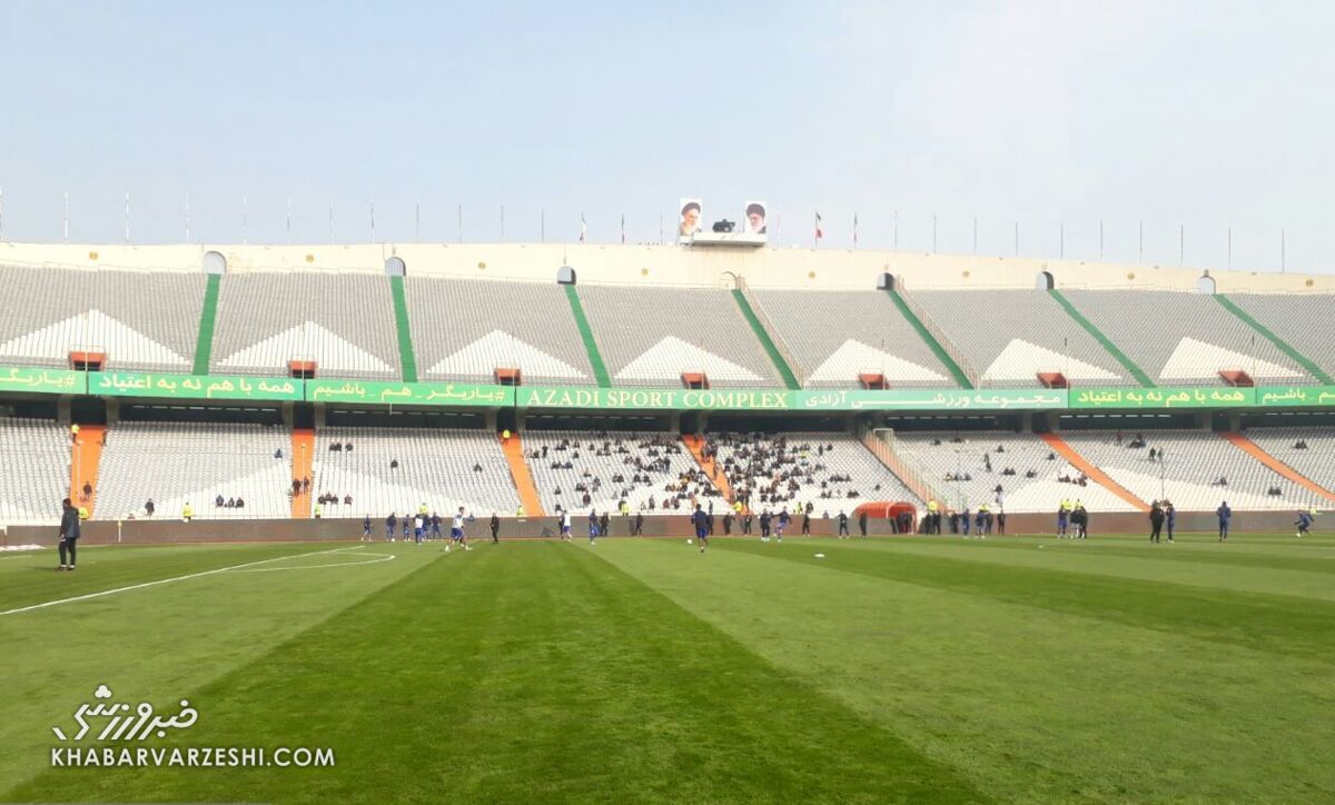 ساپینتو به هواداران استقلال هم معترض شد/ سکوت طولانی در ورزشگاه آزادی شکست