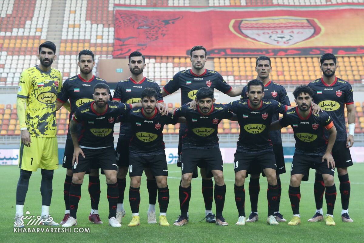 عکس تیمی پرسپولیس در دیدار مقابل فولاد