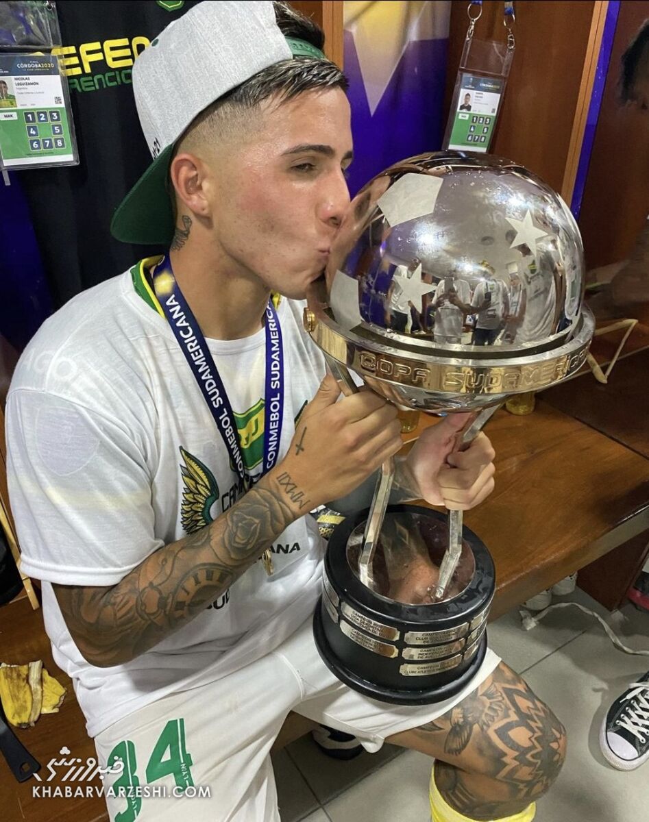 قهرمانی انسو فرناندس همراه با دفنسا