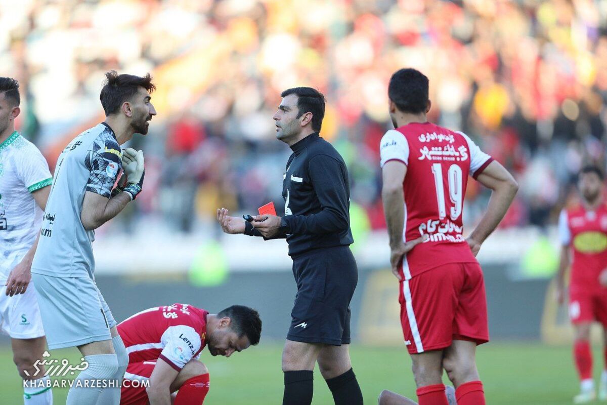 تصاویر | لحظهای که بازوی پرسپولیس قطع شد/ فریم به فریم با جنجالیترین صحنه هفته