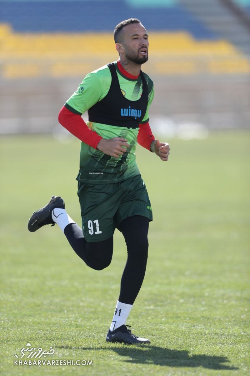 لئاندرو پریرا در تمرین پرسپولیس