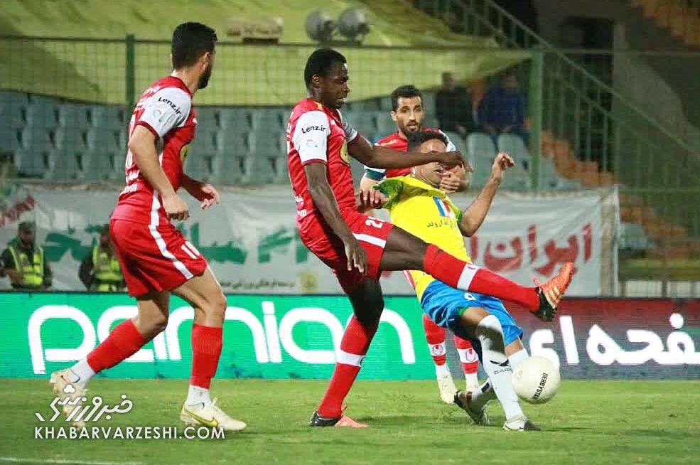 از ترابی توقعم بیشتر از این هاست/ محمد عمری جرقه نبود/ زوج این دو پرسپولیسی بلای جان هر دفاعی میشود