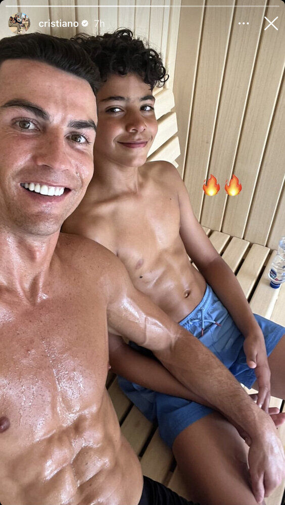 عکس| پسر رونالدو در عربستان سیکس پکش را به رخ کشید/ کریستینانوی کوچک در راه پدر!