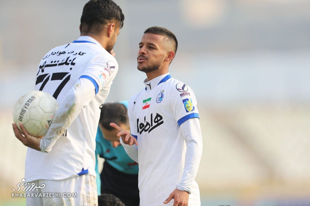 بدحسابی استقلال کار دست دو فوق ستارهاش داد/ جدایی دو مهره اصلی تیم ساپینتو قطعی شد/ مرد پرتغالی باید به فکر خرید مهاجم باشد