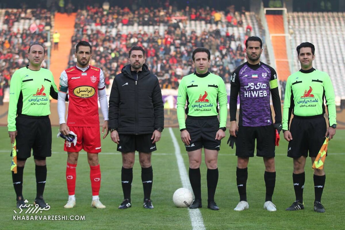 اصرار گل محمدی روی یک تصمیم اشتباه/ امیری به چه زبانی بگوید دفاع چپ نیست!