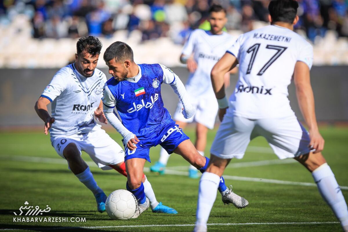 آقای قایدی! قلعهنویی را مجبور کن تو را کند/ لیست تیم ملی را دیدم سردرد گرفتم!/ ۵۰ سال است تیم ملی روی کاکُل استقلالیها میچرخد اما...
