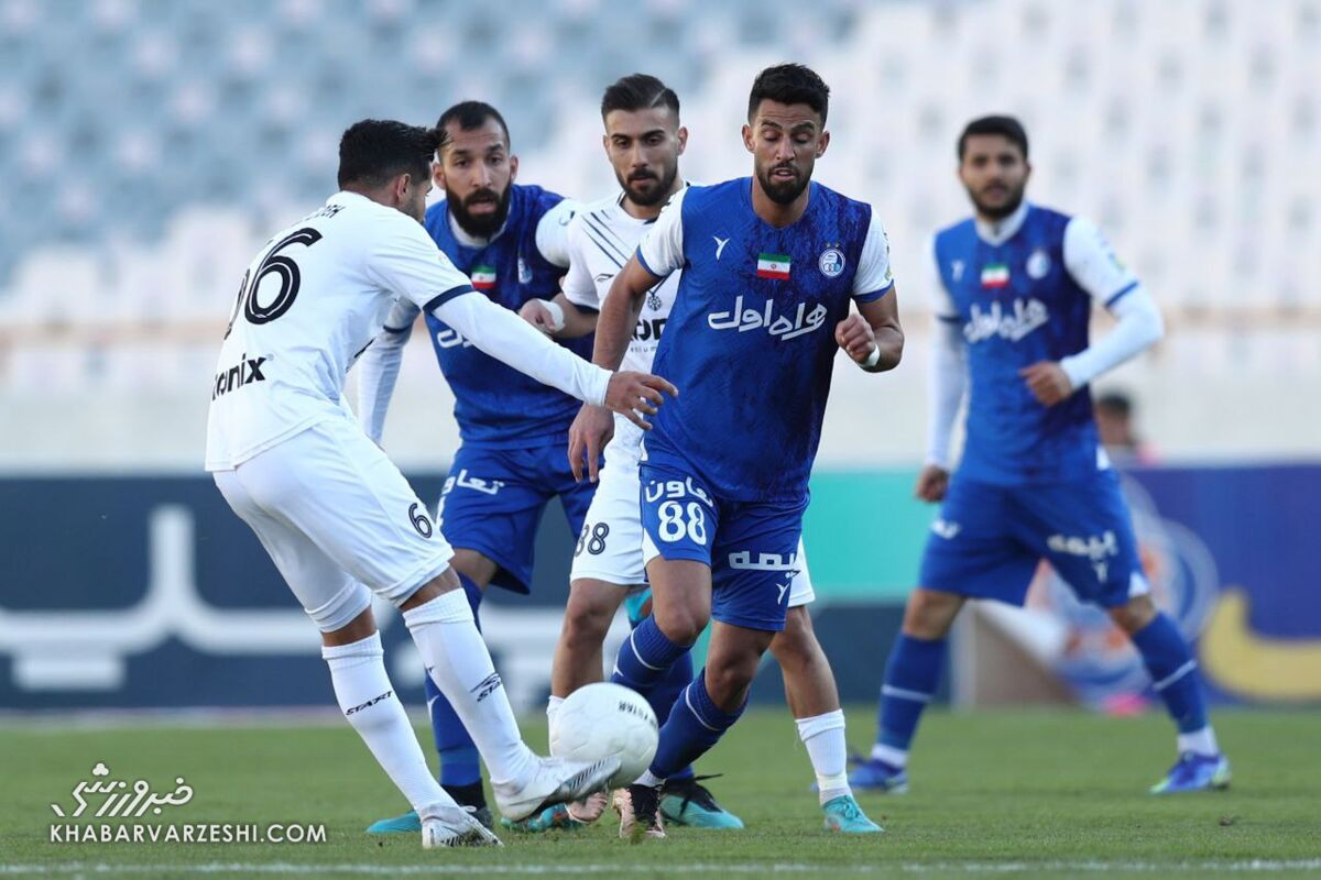 با سند میگویم استقلال قهرمان میشود/ تیم ساپینتو خوب شده ولی هنوز یک ایراد بزرگ دارد/ یک استقلالی در پست شماره ۶ بازی می کند