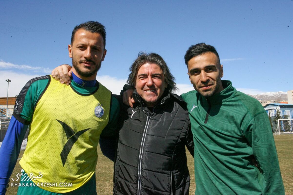 عکس| قاب ویژه ساپینتو با گلزنان استقلال