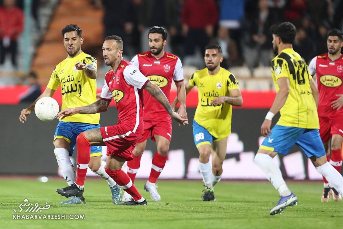 دلیل حرف نزدن یحیی کاملاً مشخص است/ بازیکن پرسپولیس مشکل روحی روانی داشت/ پنالتی نفت گل میشد هم تیم گل محمدی برنده بود