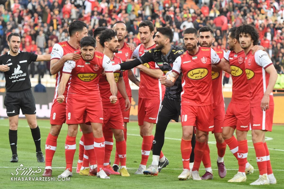 فوتبال ایران باید به ستاره پرسپولیس ببالد/ هنوز چیزی از خرید گل محمدی ندیدیم!