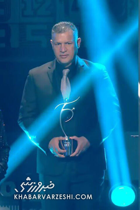 عکس| تیپ علی دایی در مراسم بهترینهای فیفا/ اسطوره فوتبال ایران چه جایزهای را اهدا کرد؟