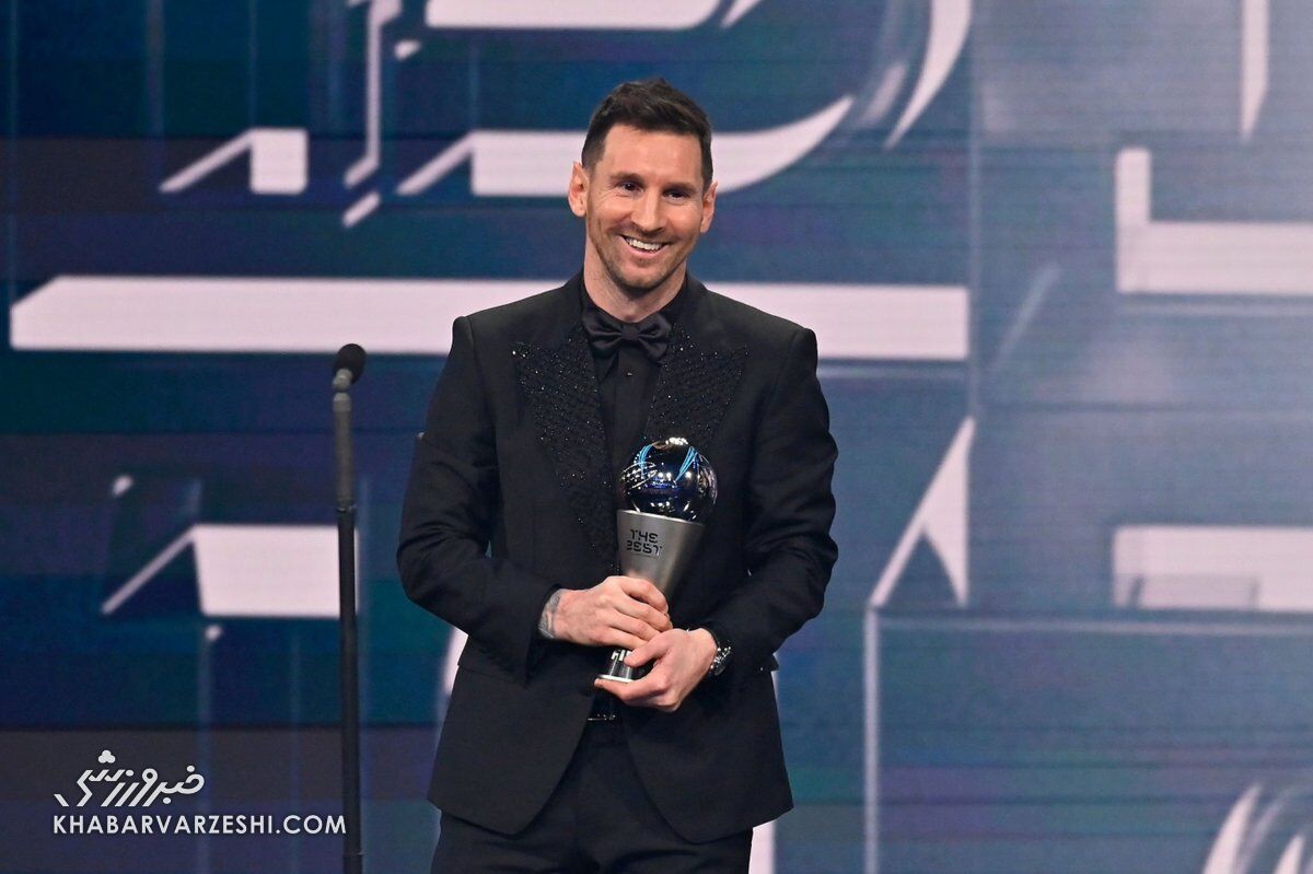 ویدیو| لیونل مسی جایزه بهترین بازیکن فیفا را برد