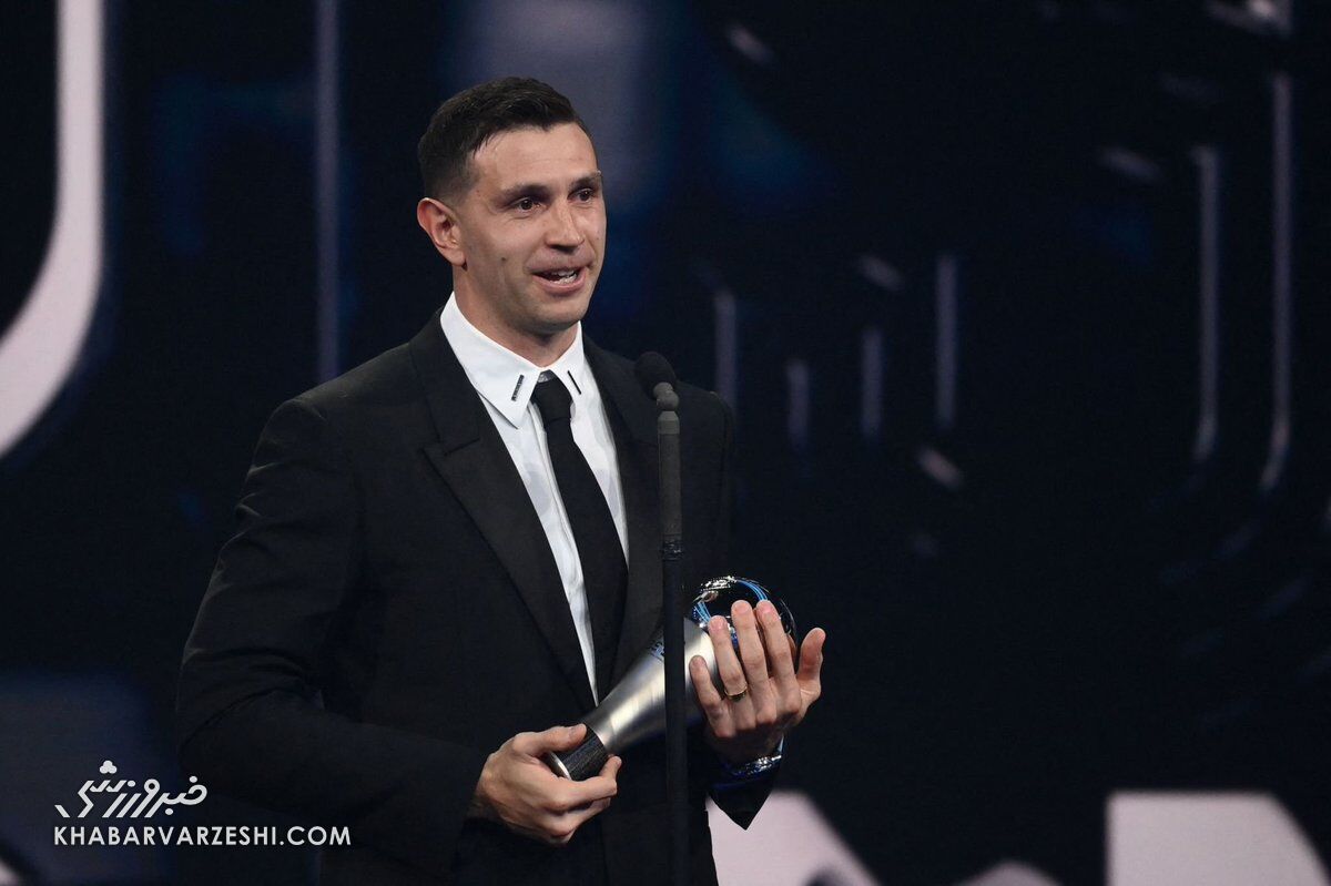 امیلیانو مارتینس