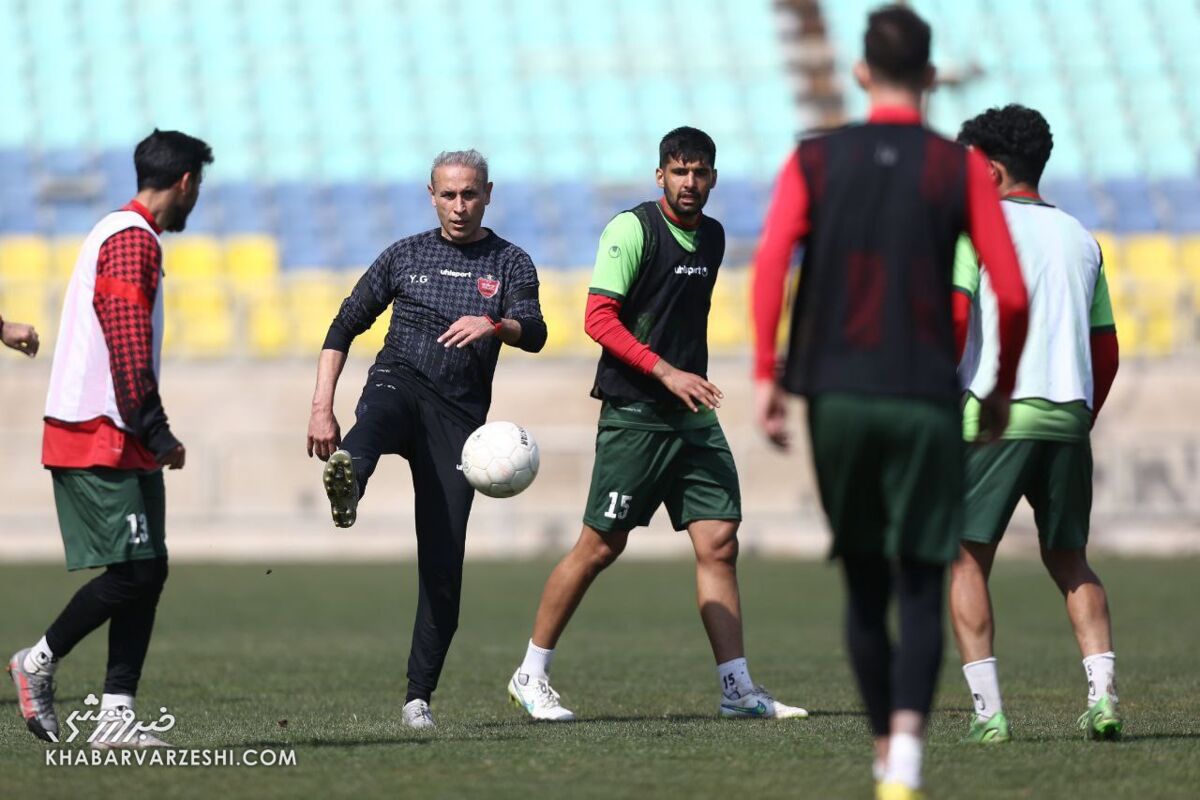 گلمحمدی و سیدجلال پا به توپ شدند
