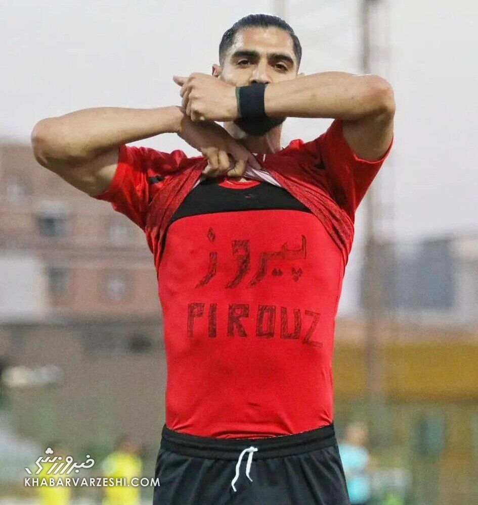 عکس | شادی پس از گل یک پرسپولیسی تقدیم به پیروز/ آقای گلی تنها در ۵ دقیقه!