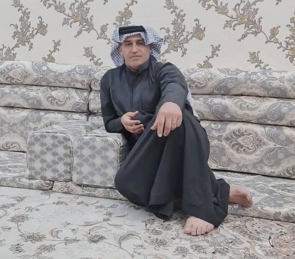 عکس| تیپ عربی منصوریان در اهواز/ دلبری علی منصور برای هواداران فولاد