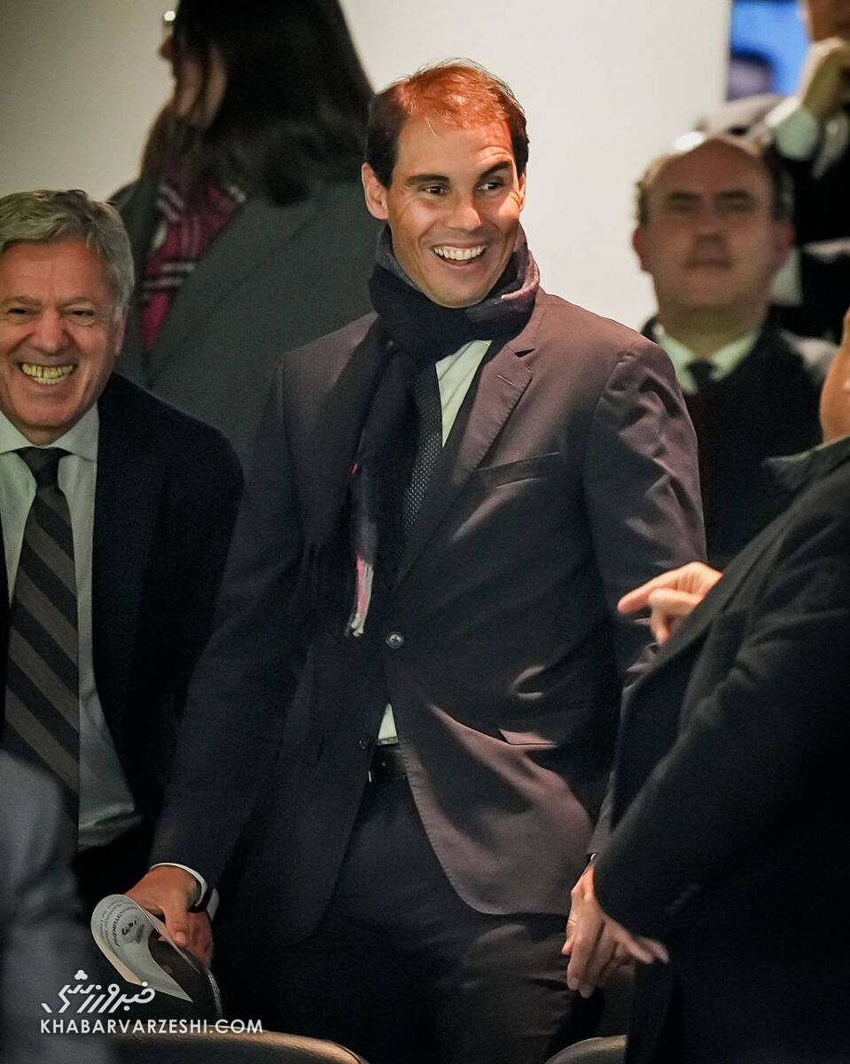 عکس| حضور یک مهمان خاص در الکلاسیکو/ اسطوره تنیس به استادیوم آمد