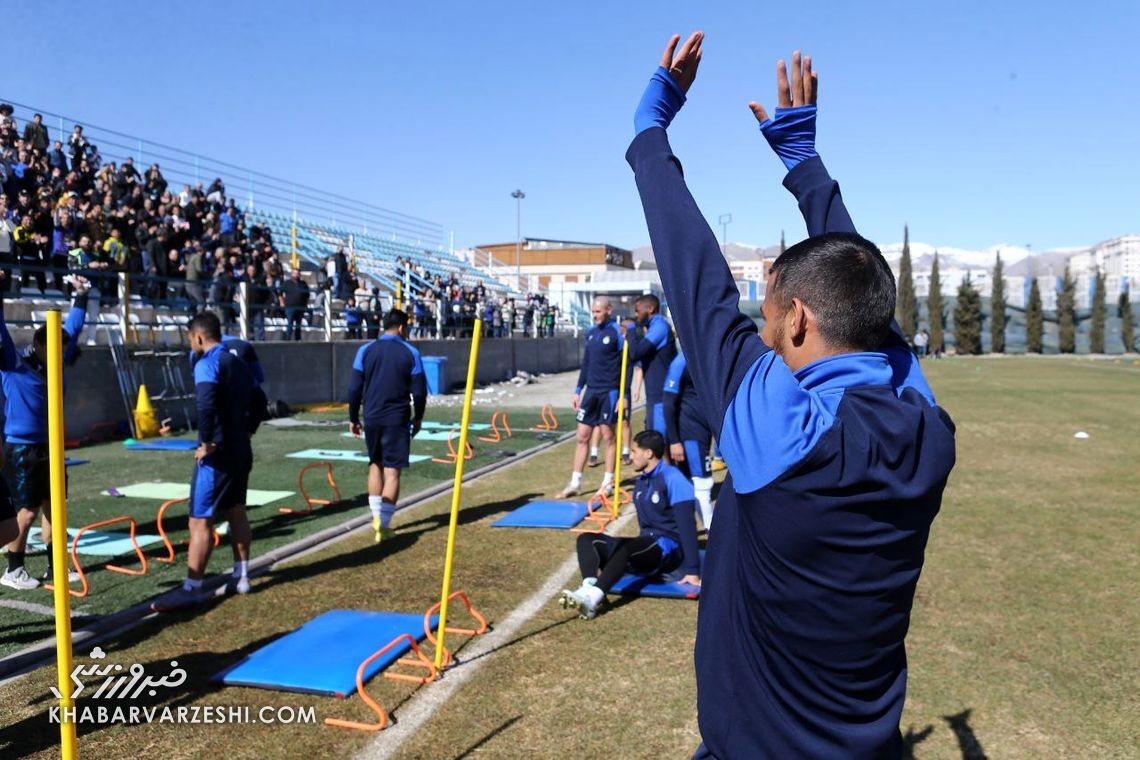 فردا تکلیف نقل و انتقالات استقلال روشن میشود/ فراخوان بزرگ هواداران برای دیدار با نکونام