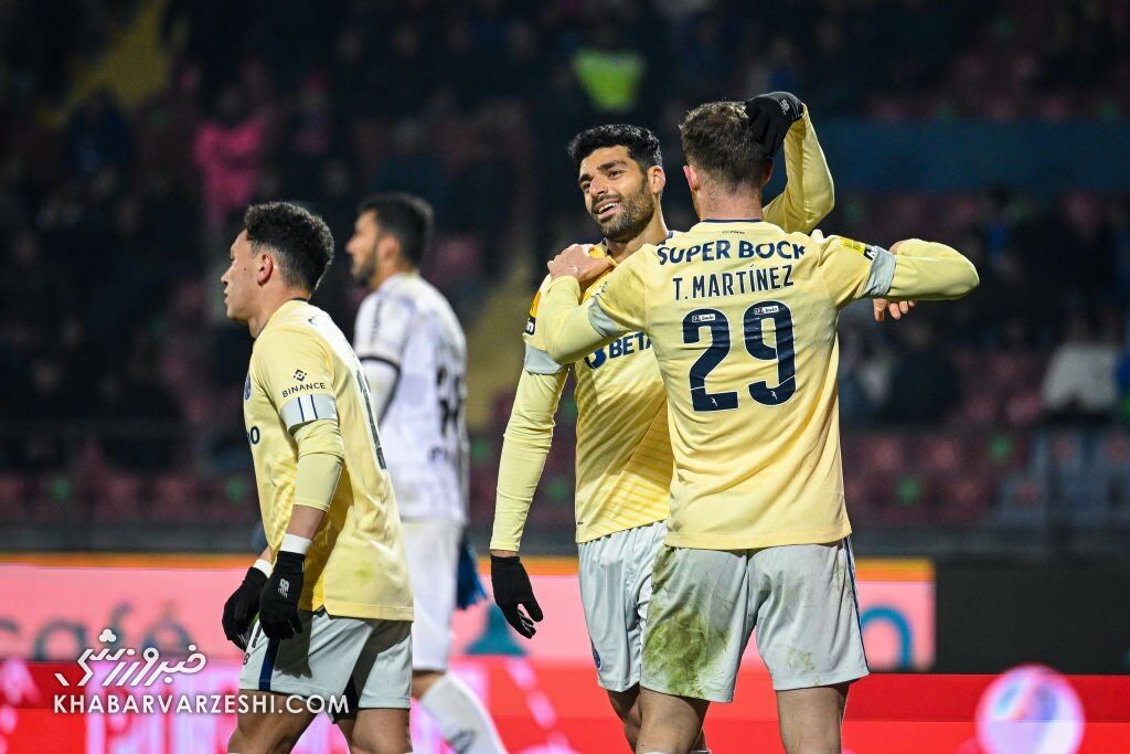 خشم سرمربی پورتو؛ مشکل اصلی من و طارمی هستیم/ او خودش را به زمین میاندازد!