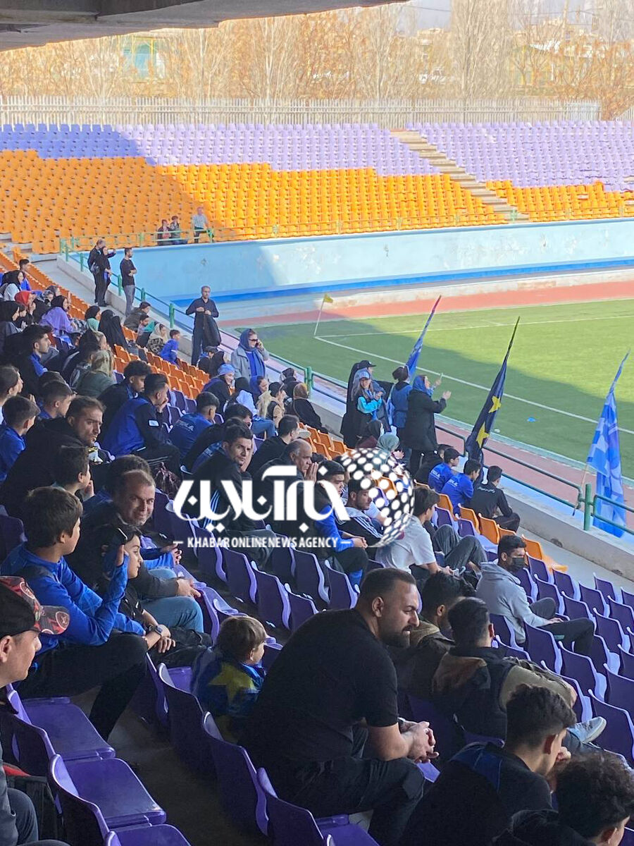 عکس| زنان تماشاگر جشن قهرمانی استقلال