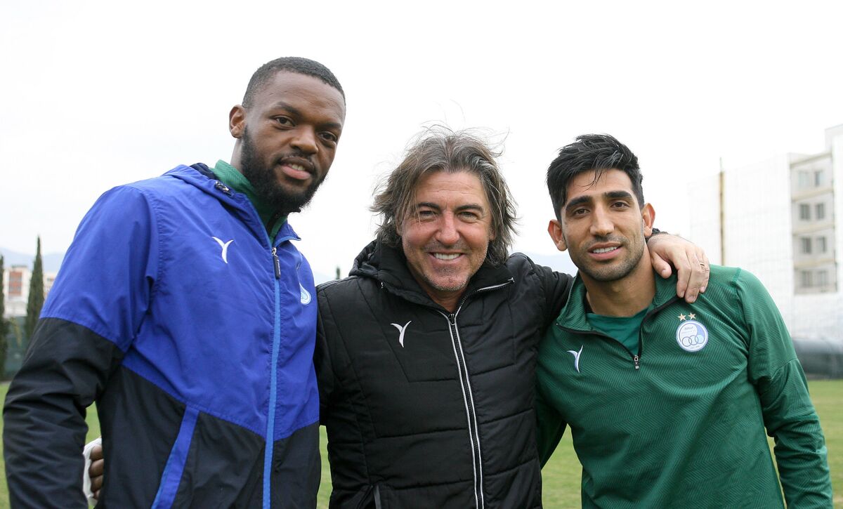 عکس| تشکر به سبک ساپینتو از گلزنان استقلال برابر گل گهر