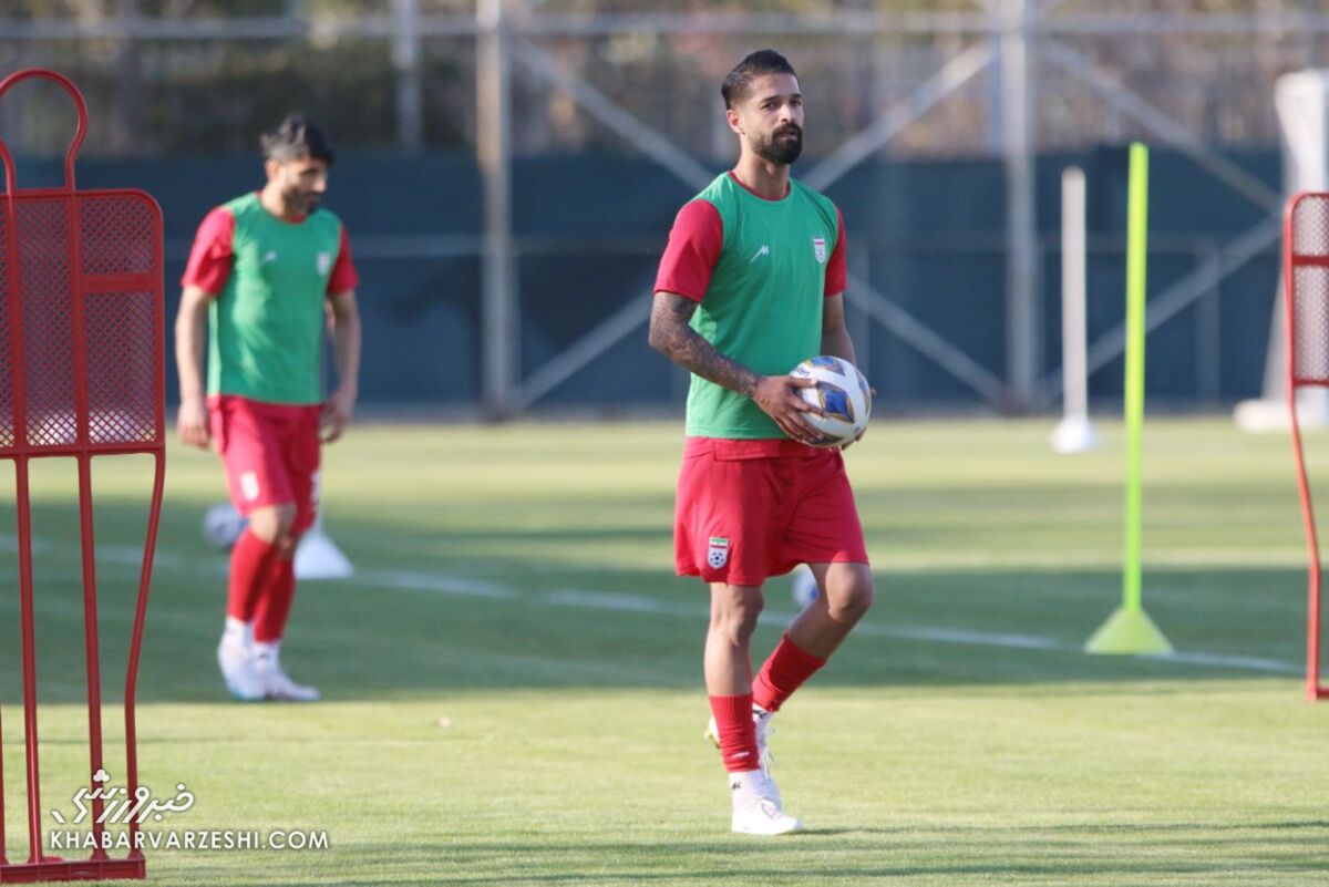 شما چند مدافع برای استقلال می خواهی آقای نکونام؟/ ۲ بازیکنی که در بدترین شرایط قرارداد خود را فسخ کردند/ هوای روزبه را داشته باش؛ از آرمین هم غافل نشو!