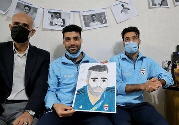 عکس| روز متفاوت بازیکنان تیم ملی/ ستاره‌های فوتبال ایران به یک خیریه رفتند