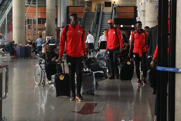 عکس| کاروان تیم ملی فوتبال کنیا وارد تهران شد