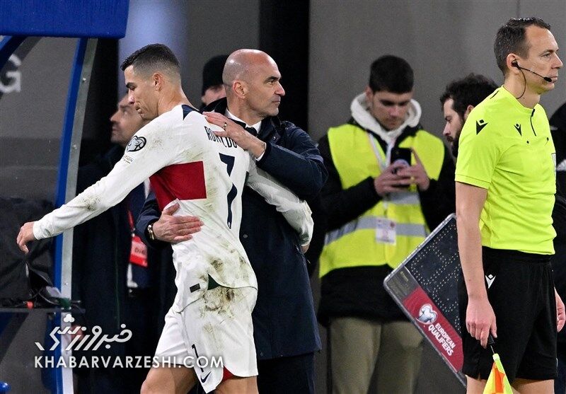 تعریف و تمجید ویژه مربی جدید پرتغال از CR7/ رونالدو بازیکن منحصر به فردی در جهان است تعریف و تمجید ویژه مربی جدید پرتغال از CR7/ رونالدو بازیکن منحصر به فردی در جهان است