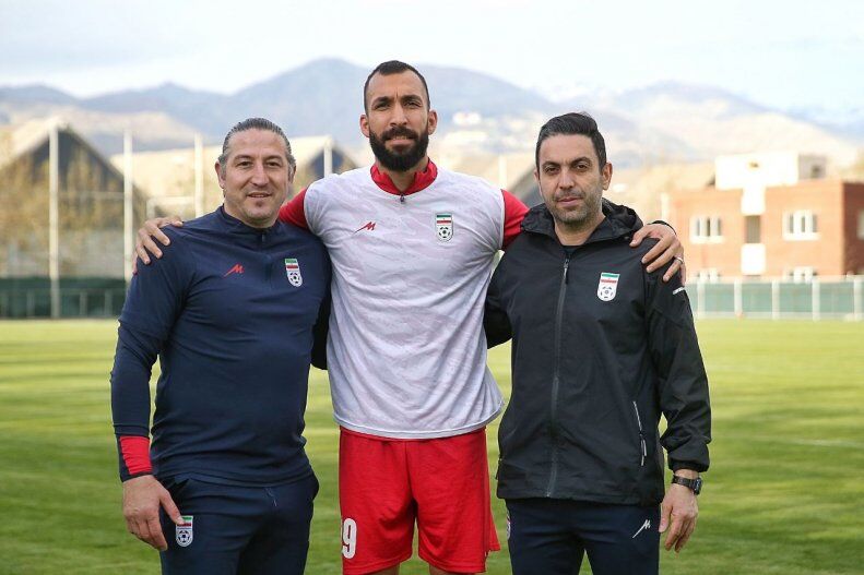 عکس| روزبه در آغوش استقلالیهای سابق