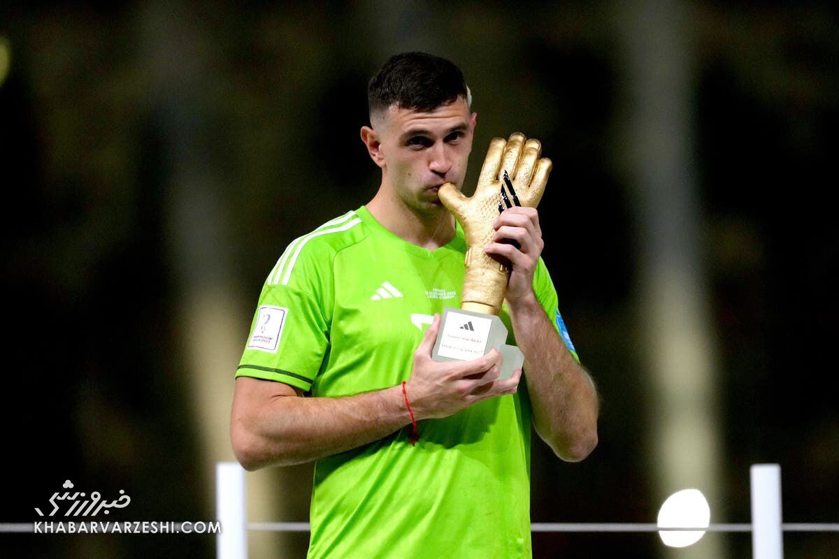 امیلیانو مارتینس