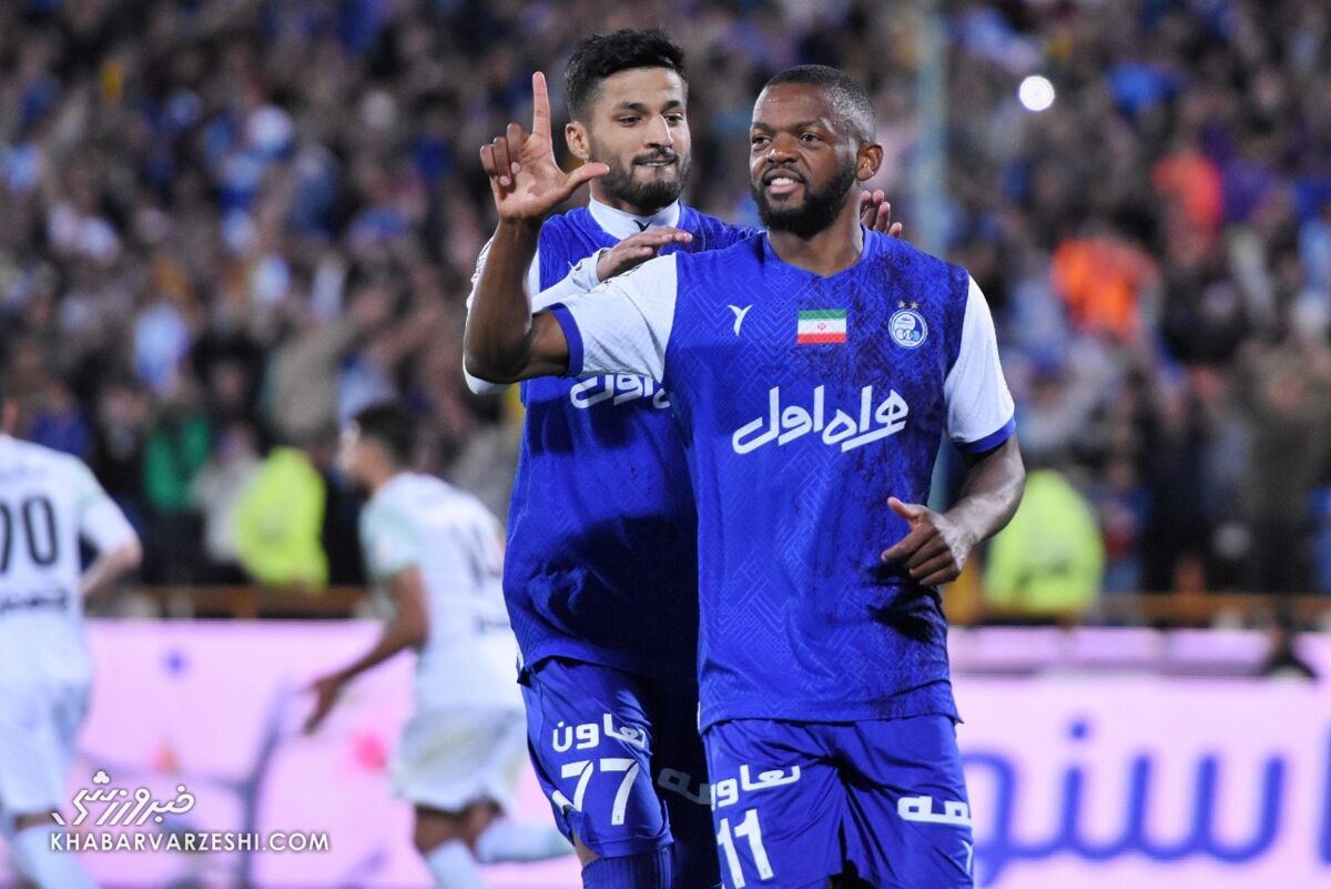 سبک پنالتی زدن ستاره استقلال آنالیز شد/ گلر پرسپولیس نباید زود شیرجه بزند! سبک پنالتی زدن ستاره استقلال آنالیز شد/ گلر پرسپولیس نباید زود شیرجه بزند!