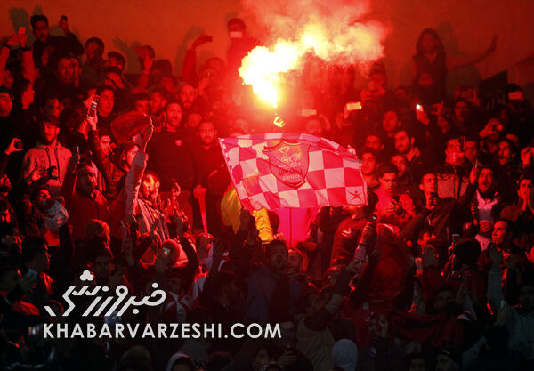 جشن هواداران پرسپولیس به خاطر استقلال؛ فتحاللهزاده باید تا ابد مدیرعامل بماند!/ هشتگ یحیی تلافی شد