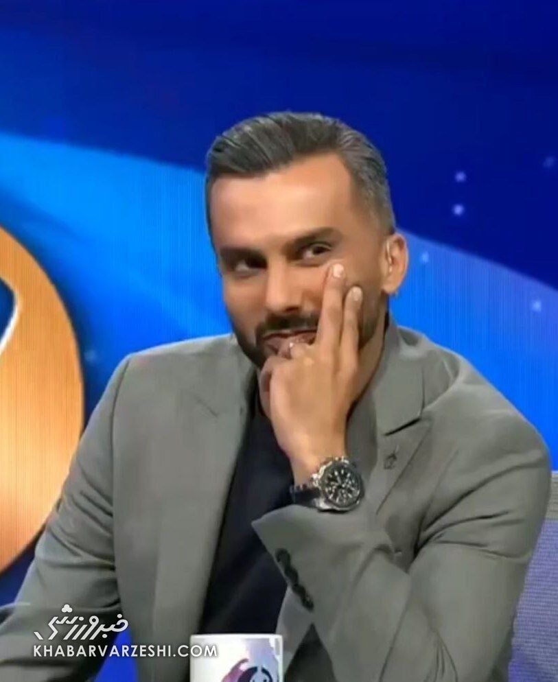 فرار بزرگ محمدحسین میثاقی از مثال های دردسرساز فتح الله زاده در آنتن زنده/ آقا؛ منو دیگه مثال نزن!