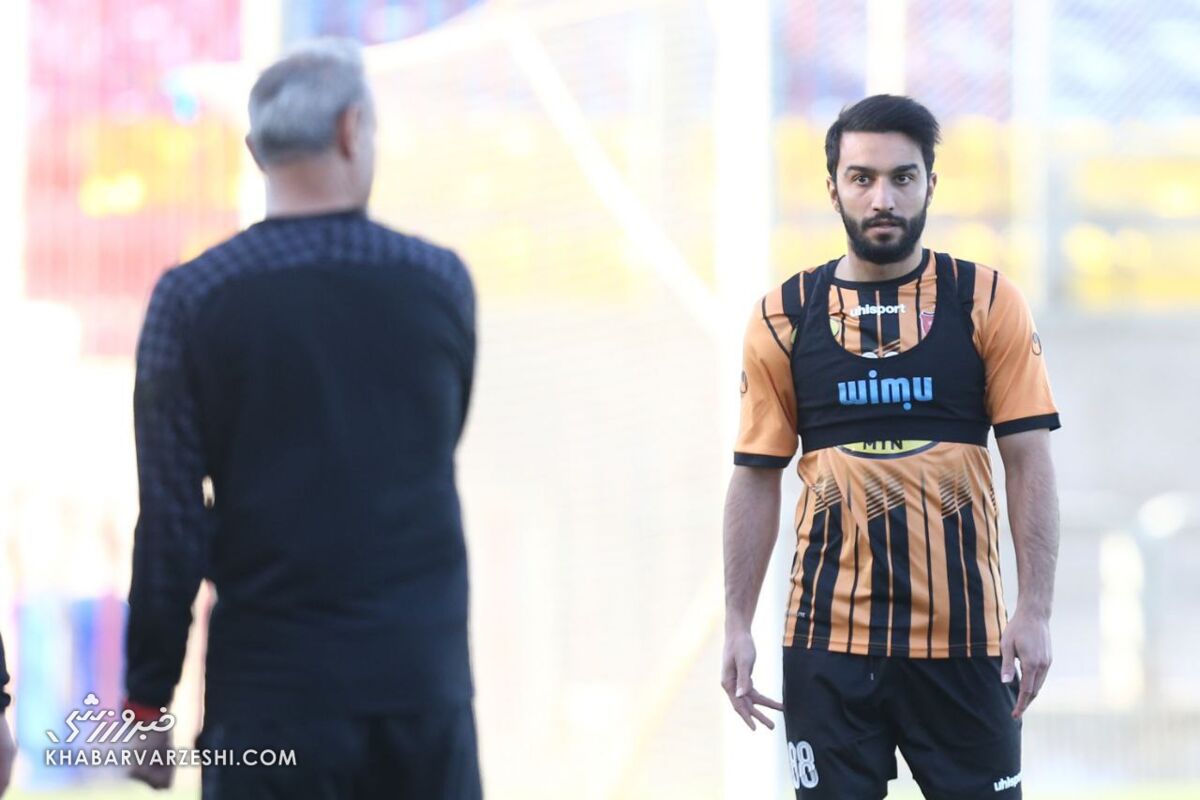 سیامک نعمتی