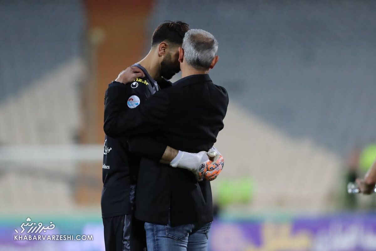 به بیرانوند بگویید هر جا دلش میخواهد برود؛ پرسپولیس بدون دروازهبان نمیماند/ عابدزاده از استقلال و پرسپولیس رفت، دنیا تمام نشد/ حیفِ این هوادار که گریه کند! بیرانوند و گلمحمدی