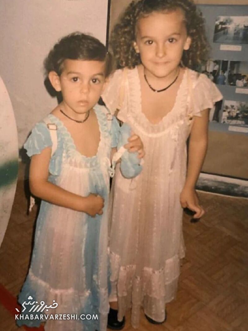 جورجينا رودريغيز وشقيقتها إيفانا