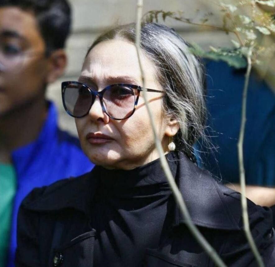 عکس تازه کتایون ریاحی در مراسم تشییع کیومرث پوراحمد/ ستاره سینما، باز هم بدون حجاب در انظار عمومی!