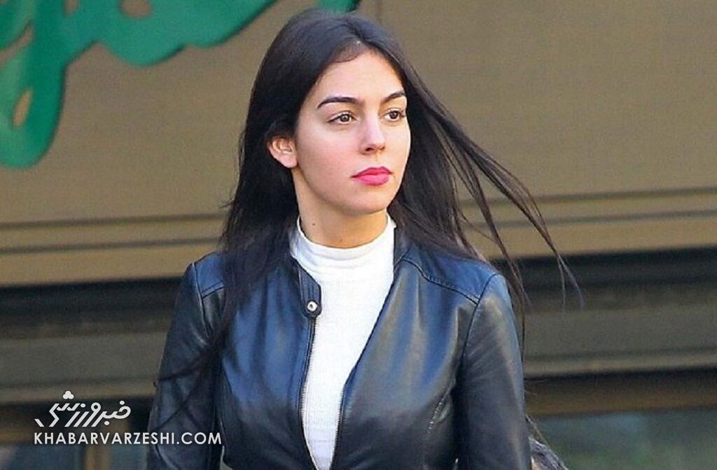 عکس| استوری جورجینا در واکنش به شایعههای عجیب درباره زندگیاش/ پای چه کسانی به زندگی رونالدو باز شده است؟ عکس| استوری جورجینا در واکنش به شایعههای عجیب درباره زندگیاش/ پای چه کسانی به زندگی رونالدو باز شده است؟