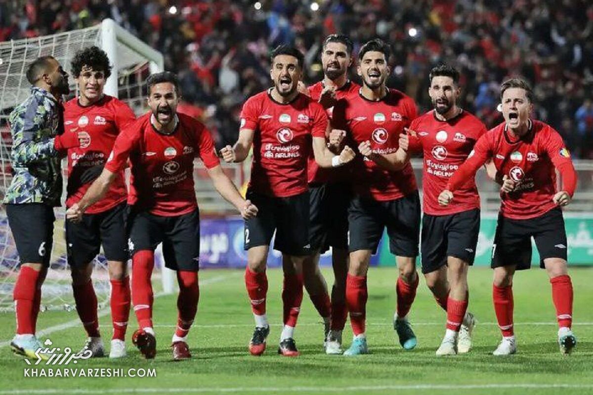 دربی پرسپولیس و استقلال در اوج هیجان/ سپاهان شکست خورد و کورس قهرمانی داغ شد!