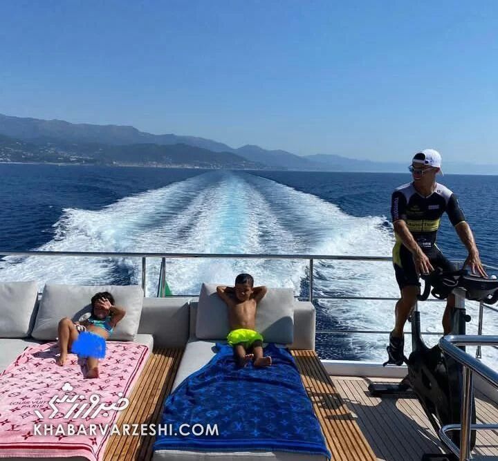 عکس| تصویری جالب از رونالدو که جورجینا منتشر کرد/ تفریح متفاوت کریستیانو روی یک کشتی لوکس