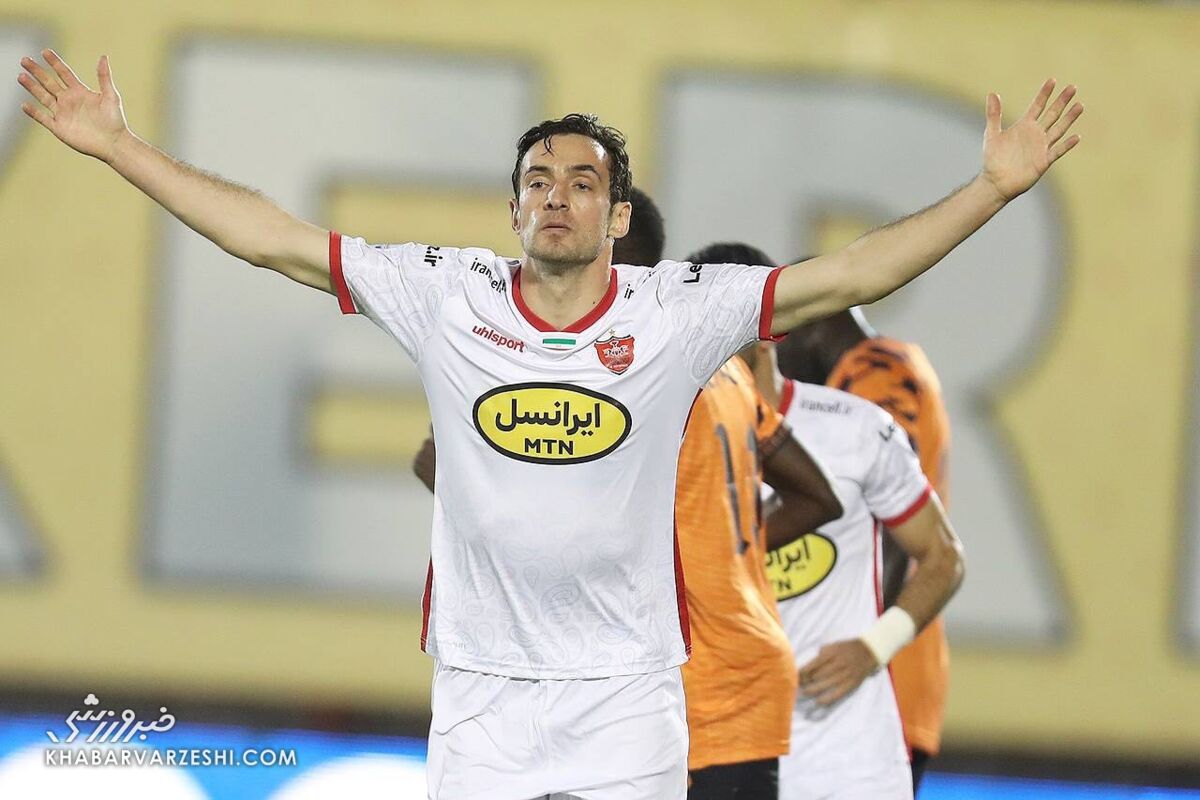 گولسیانی: از رویارویی با رونالدو و بنزما ترسی نداریم؛ آنها هم دوتا دست دارند، یک سر و دوتا پا!/ پرسپولیس برای موفقیت در آسیا باید تقویت شود