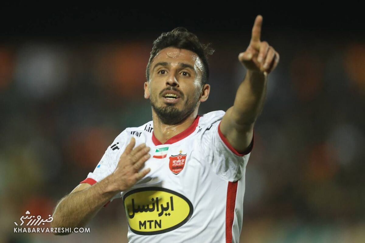 پرسپولیس با این بازیکن نمیبازد/ بیرون آمدن ستاره سرخها از زیر فشار پرسپولیس با این بازیکن نمیبازد/ بیرون آمدن ستاره سرخها از زیر فشار