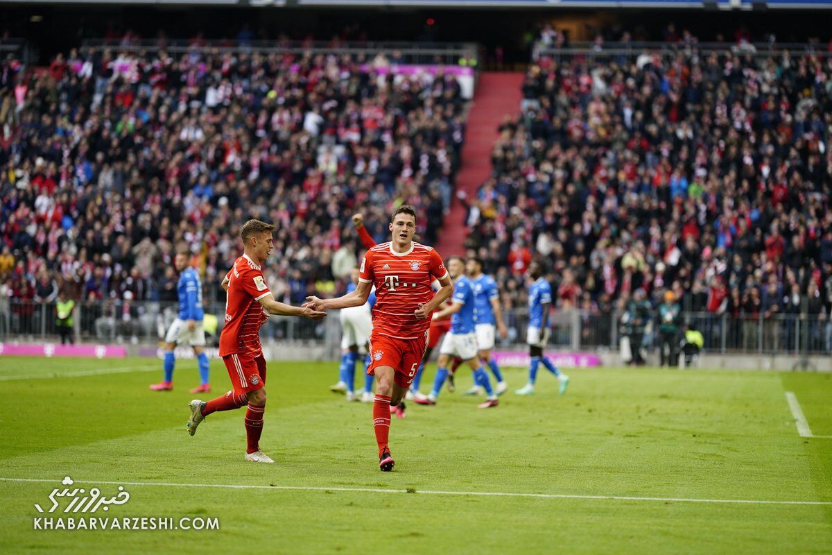 بایرن از فرصت برای فاصله گرفتن استفاده نکرد/ توقف دورتموند در دیداری عجیب و غریب!