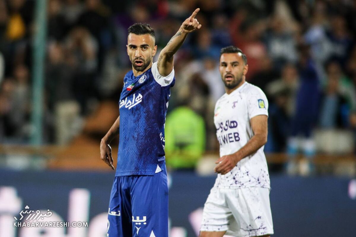 انتقاد هواداران استقلال از ساپینتو/ سرمربی پرتغالی اولین اشتباه را مرتکب شد؟