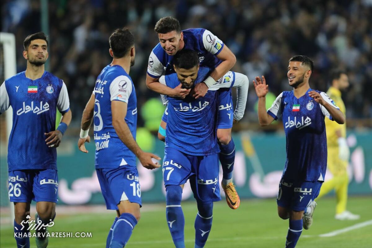 نمایش استقلال با شش گل نمایش اقتدار بود/ این تیم حتماً دربی را میبرد/ پرسپولیسی که در کرمان دیدم حریف تیم ساپینتو نیست/ دربی را ببریم قهرمانیم