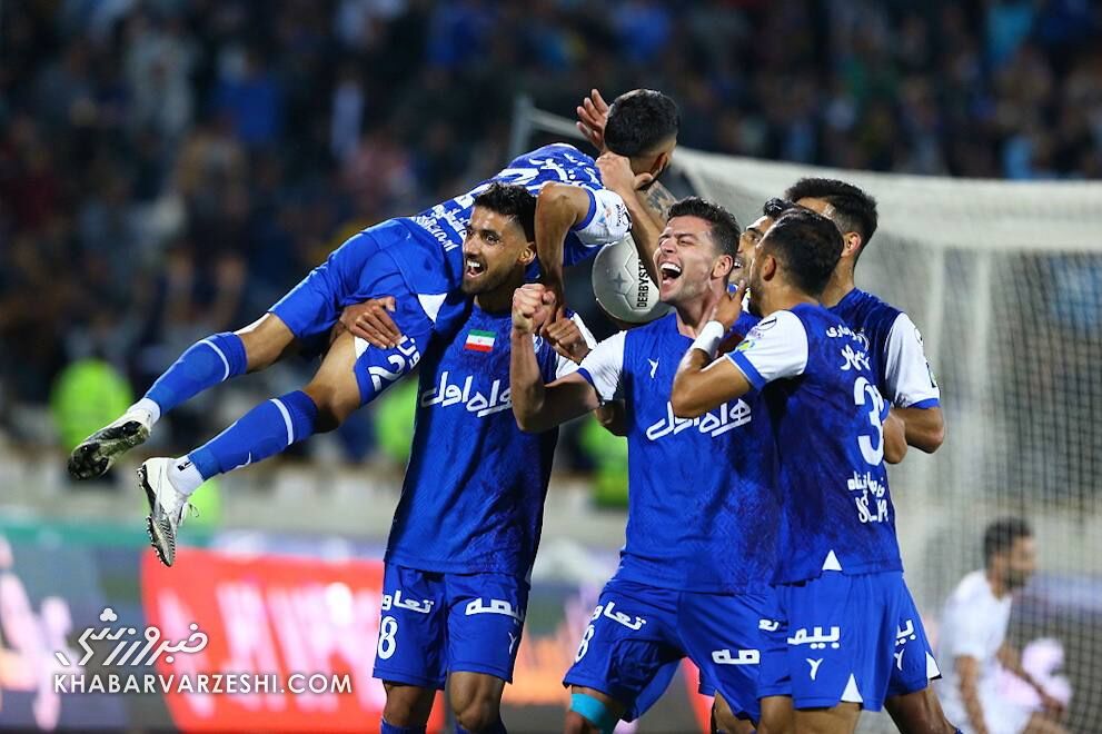 لطفاً جام قهرمانی را با اسنپ برای استقلال ارسال کنید/ استقلال ترمز بریده و به هیچ تیمی رحم نمیکند/ به پرسپولیس پیشنهاد میکنم در دربی حاضر نشود