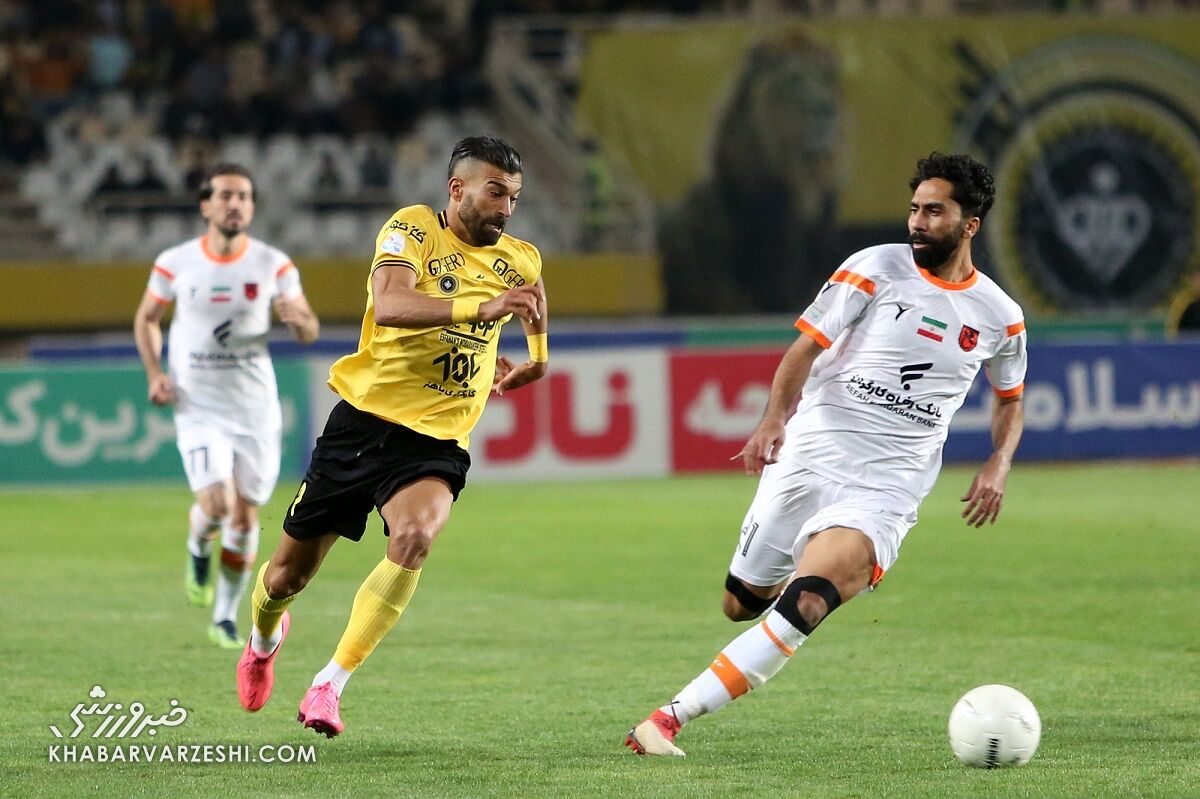پاسخ مثبت سپاهانی&zwnj;ها به درخواست ستاره پرسپولیسی